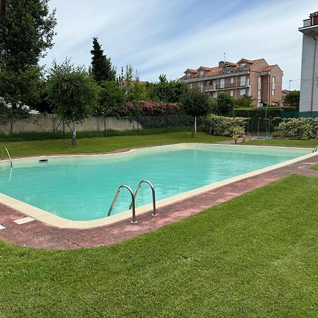 Garaje Y Piscina Comunitaria! Apartment ซวนเซส ภายนอก รูปภาพ