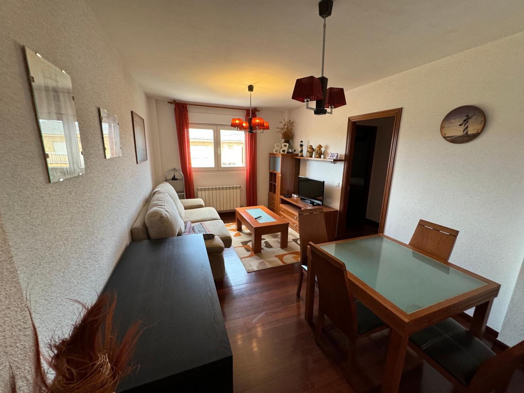 Garaje Y Piscina Comunitaria! Apartment ซวนเซส ภายนอก รูปภาพ